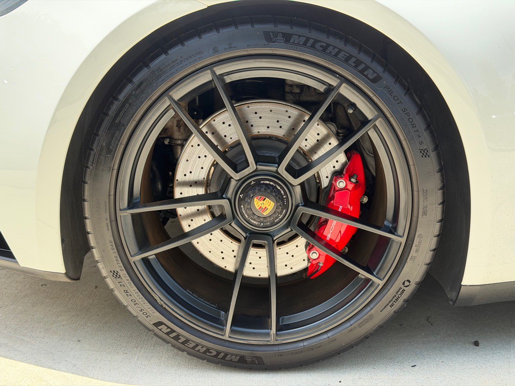 2023 Porsche 911 Image 20