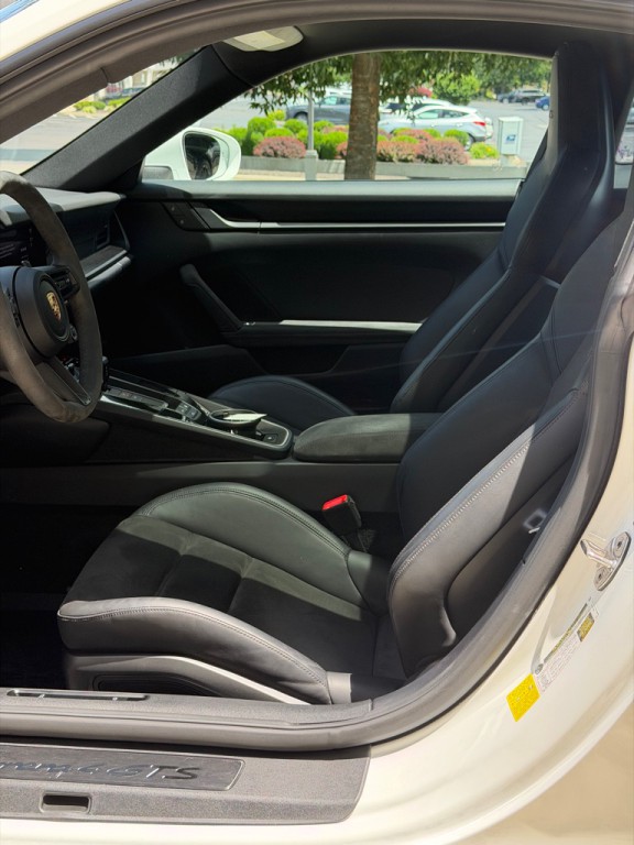 2023 Porsche 911 Image 22