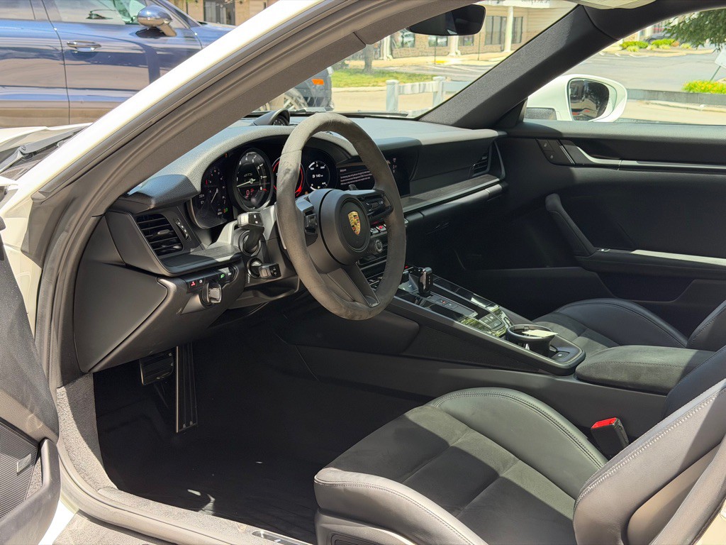 2023 Porsche 911 Image 23