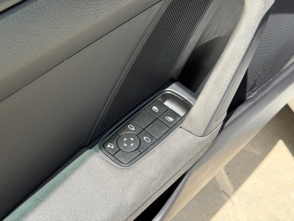 2023 Porsche 911 Image 26