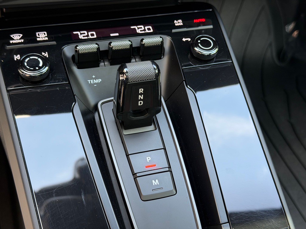 2023 Porsche 911 Image 51