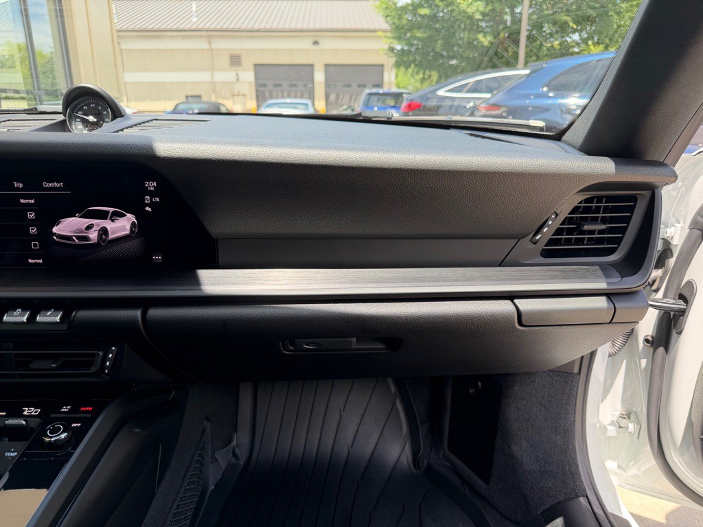 2023 Porsche 911 Image 71