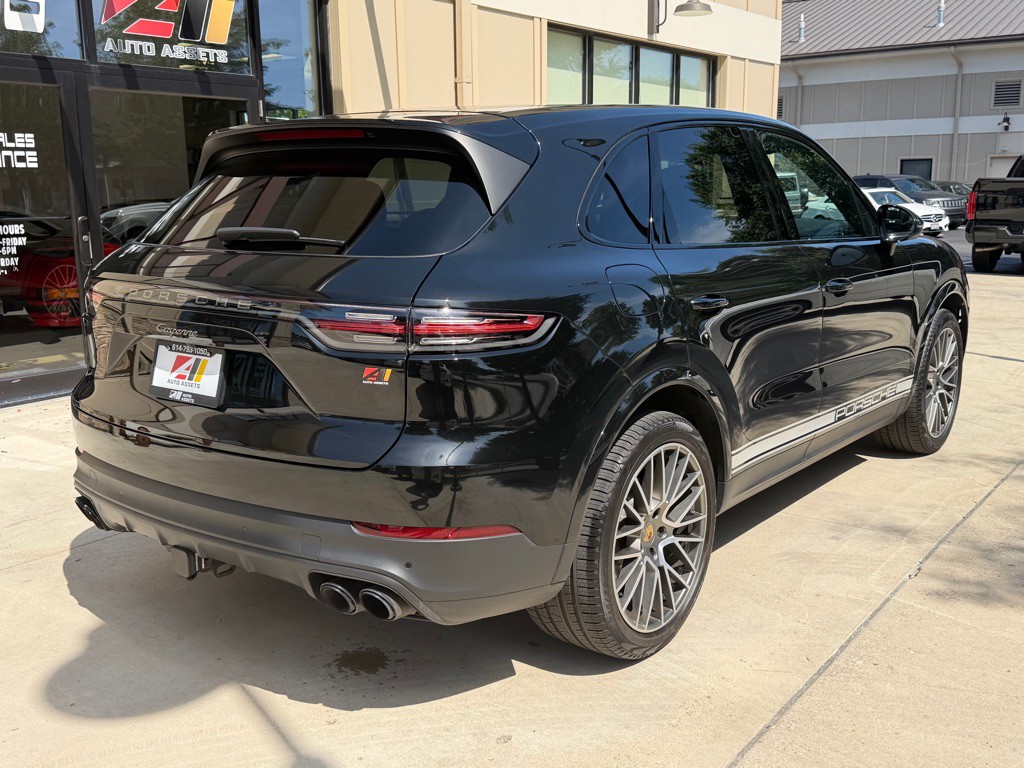 2023 Porsche Cayenne Image 7