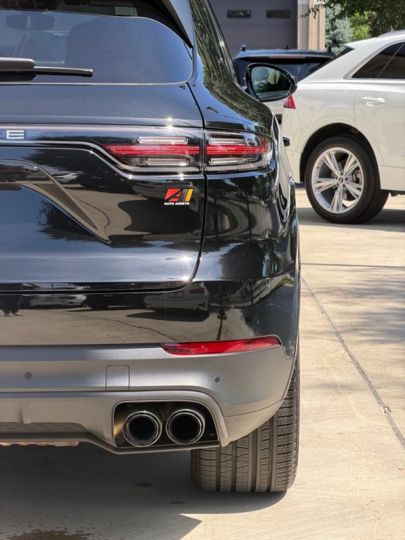 2023 Porsche Cayenne Image 13
