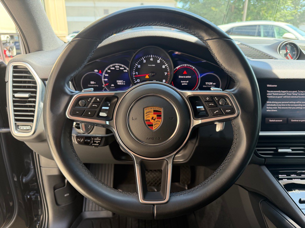 2023 Porsche Cayenne Image 31