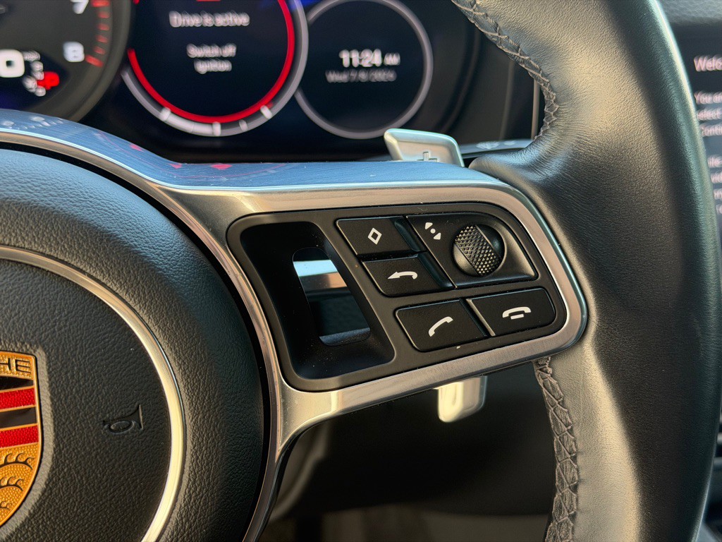 2023 Porsche Cayenne Image 34