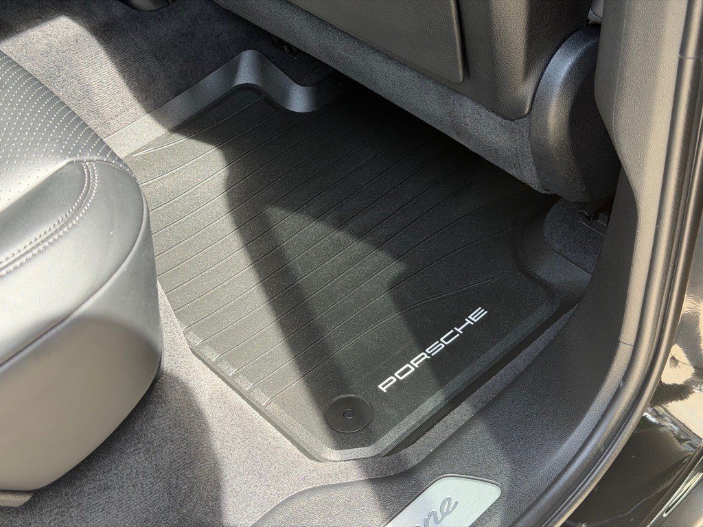 2023 Porsche Cayenne Image 77