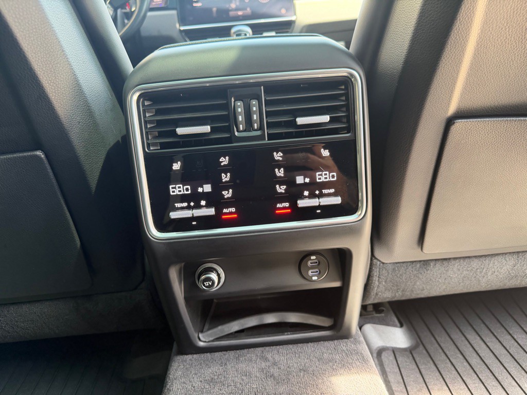 2023 Porsche Cayenne Image 81