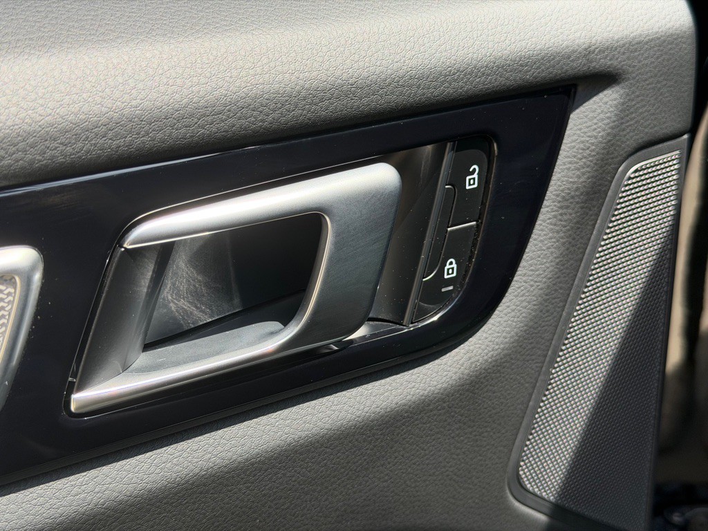 2023 Porsche Cayenne Image 87