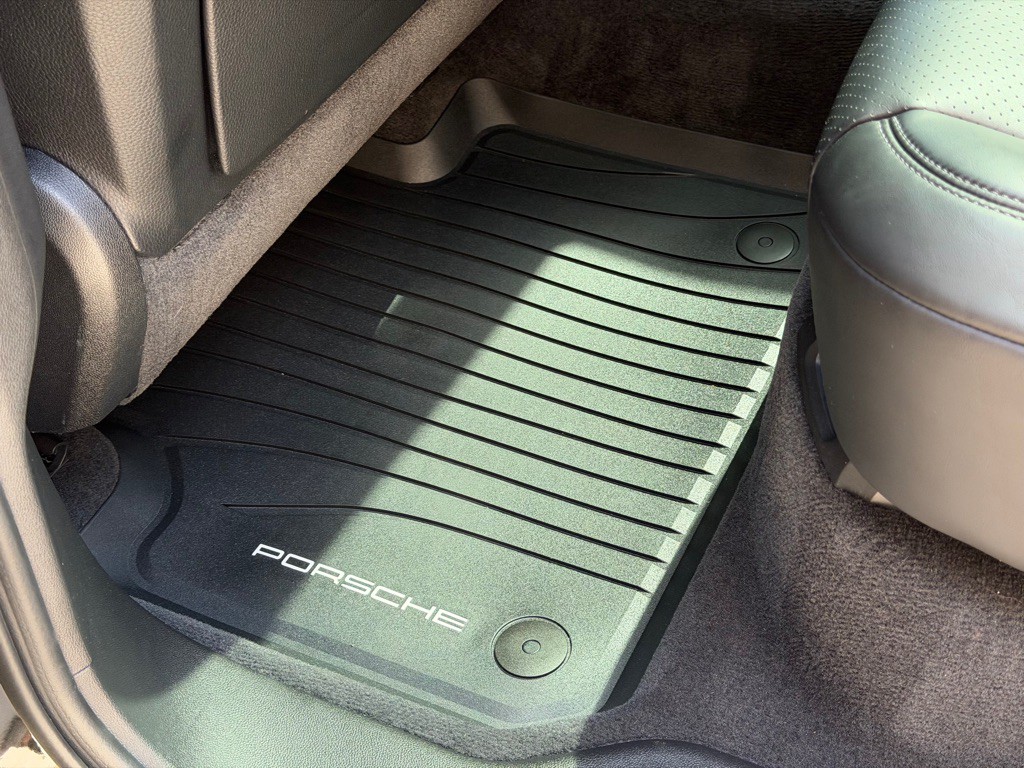 2023 Porsche Cayenne Image 91