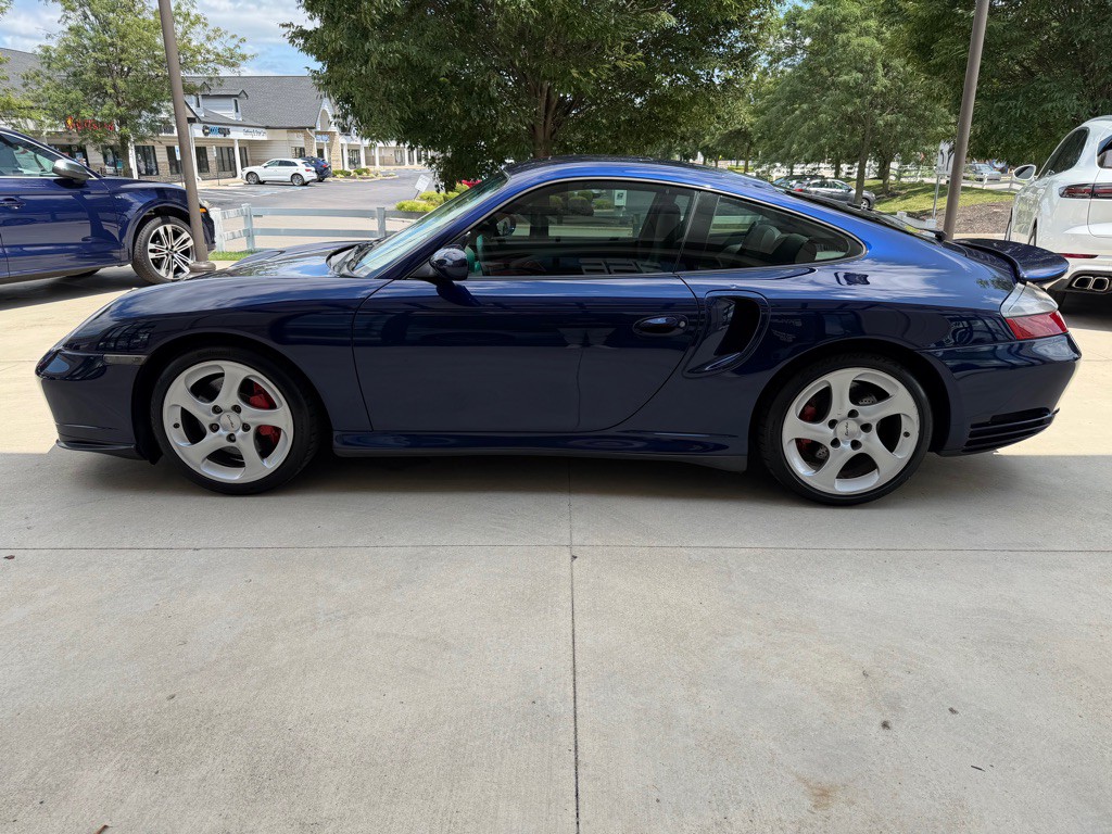 2003 Porsche 911 Image 6
