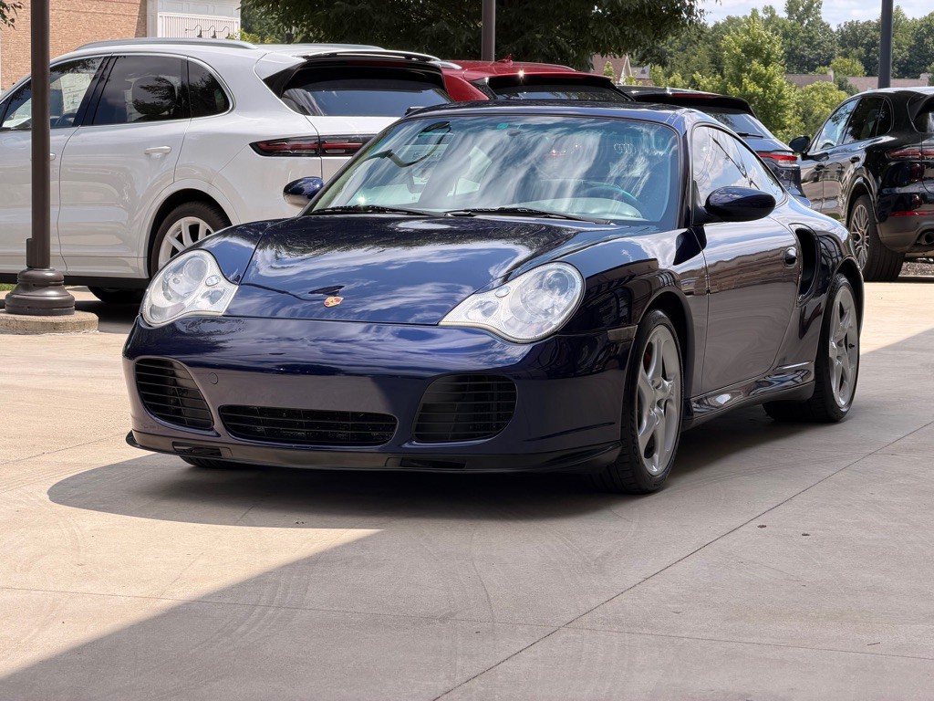 2003 Porsche 911 Image 11