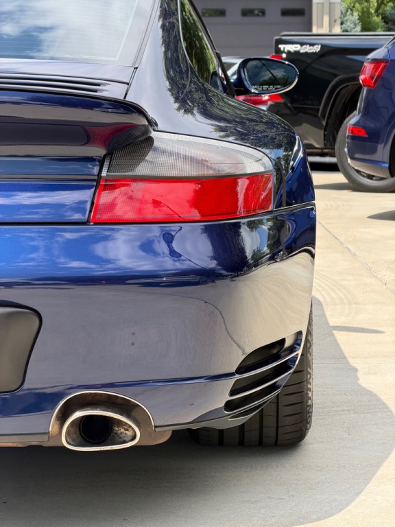 2003 Porsche 911 Image 15