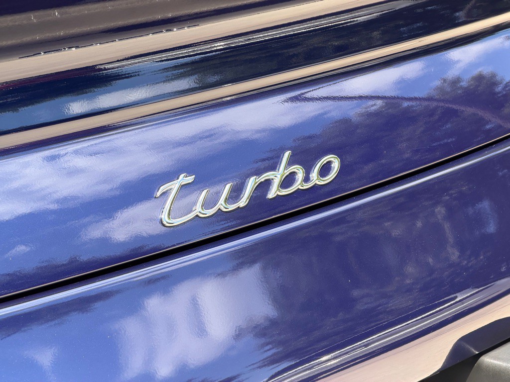 2003 Porsche 911 Image 16