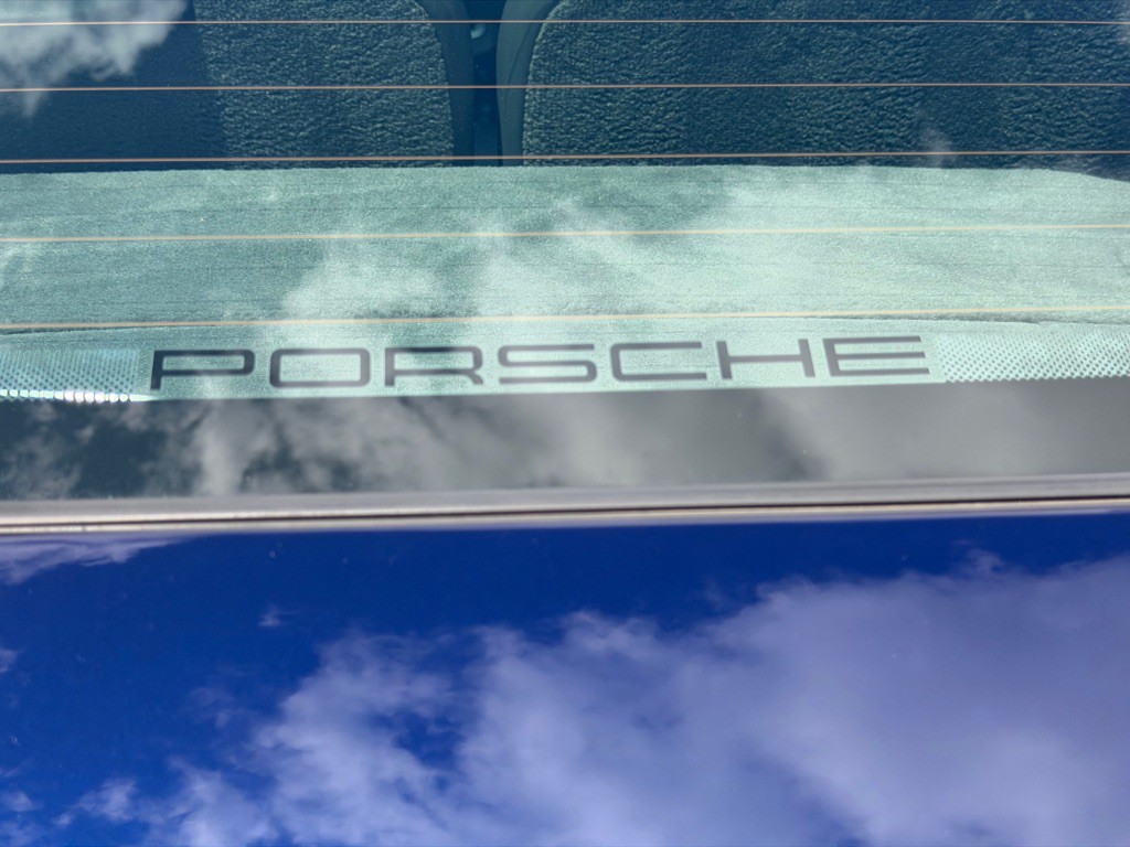 2003 Porsche 911 Image 25
