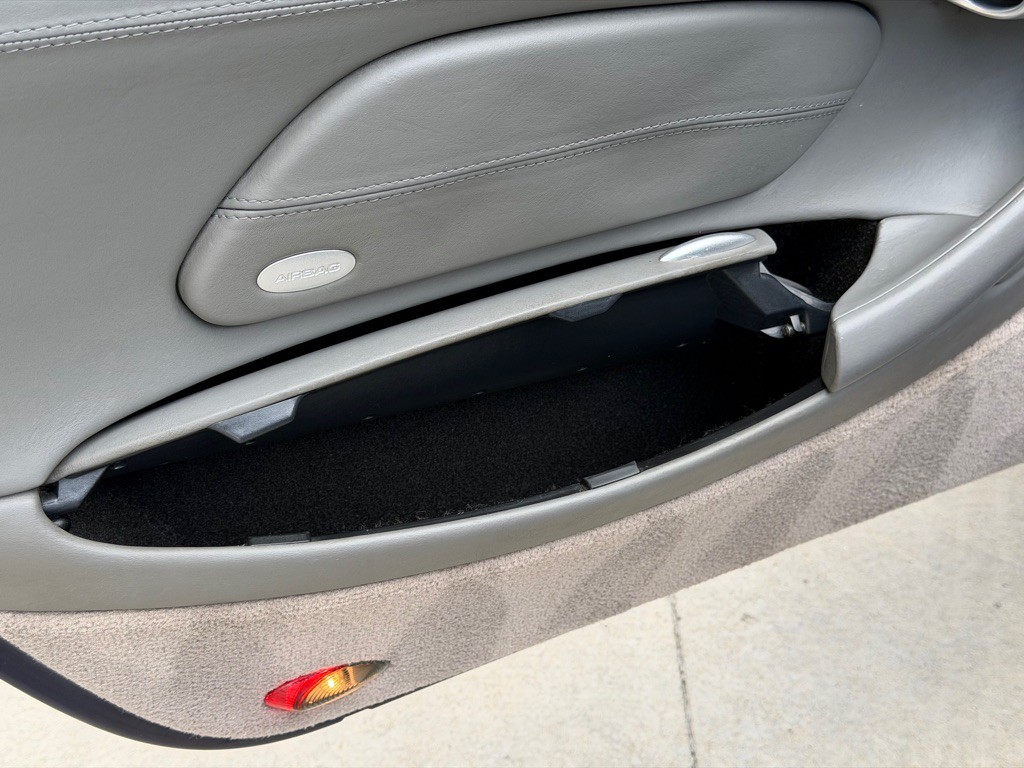 2003 Porsche 911 Image 33