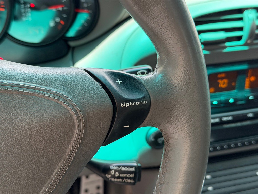 2003 Porsche 911 Image 45