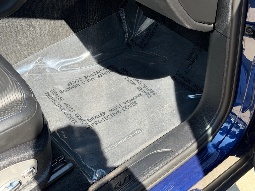 2022 Porsche Macan Image 60