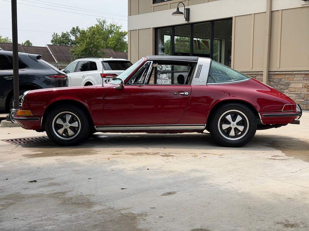 1971 Porsche 911 Image 2