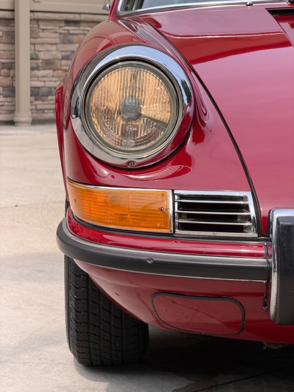 1971 Porsche 911 Image 9