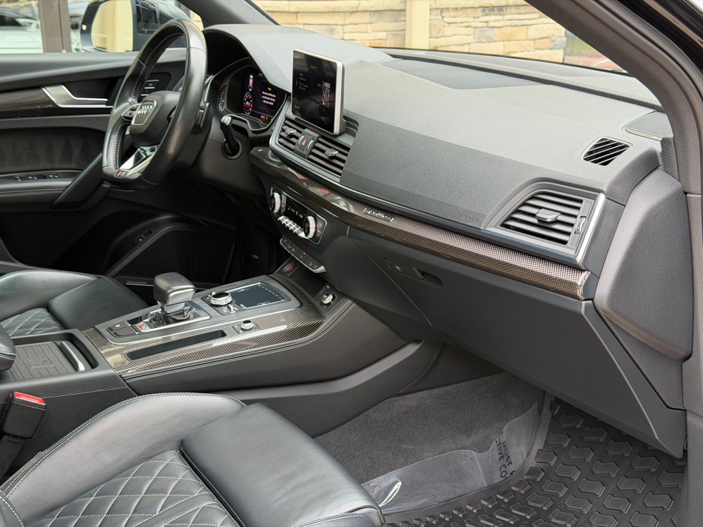 2020 Audi Q5 Image 60