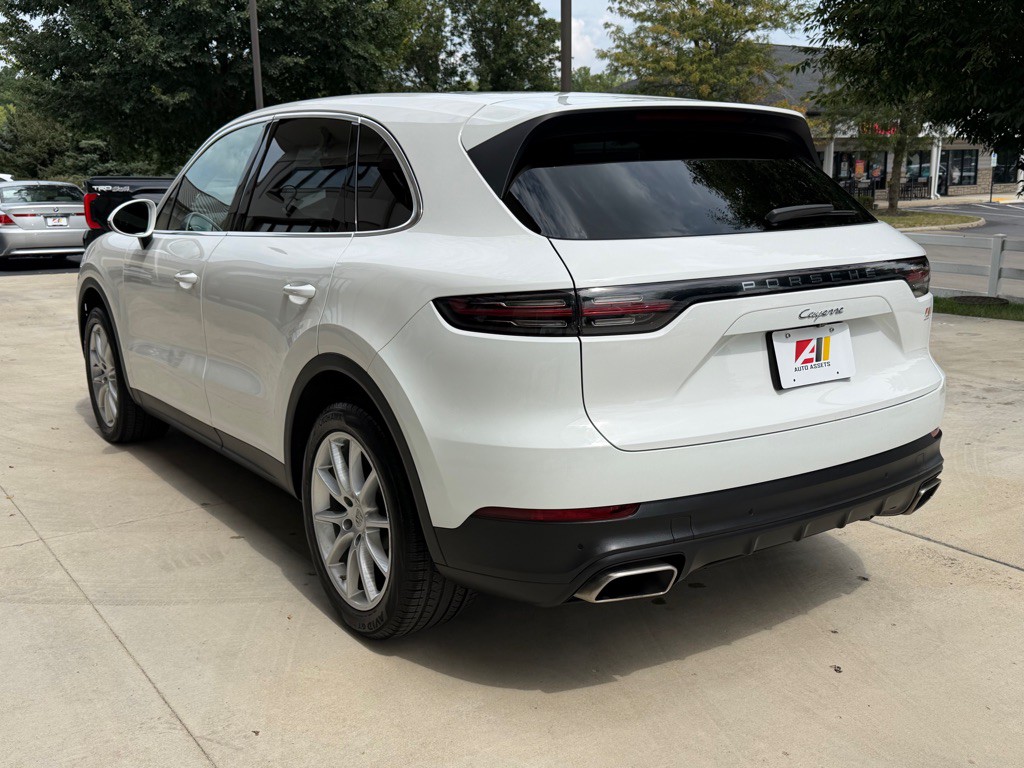 2023 Porsche Cayenne Image 7