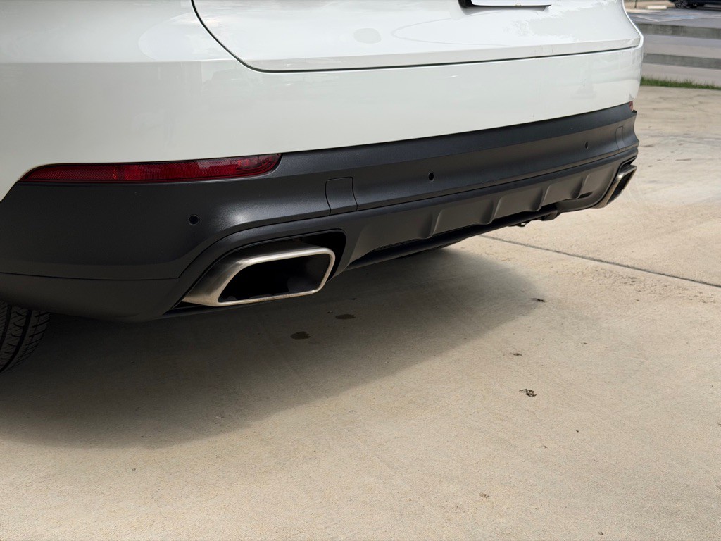 2023 Porsche Cayenne Image 11