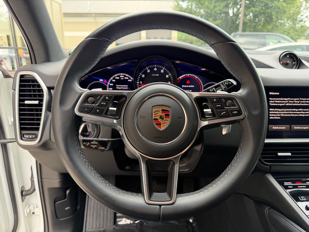 2023 Porsche Cayenne Image 33
