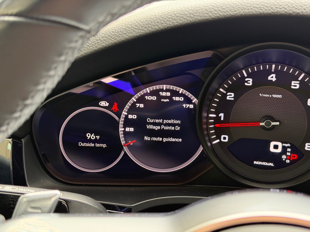 2023 Porsche Cayenne Image 38