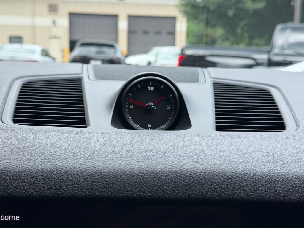 2023 Porsche Cayenne Image 42