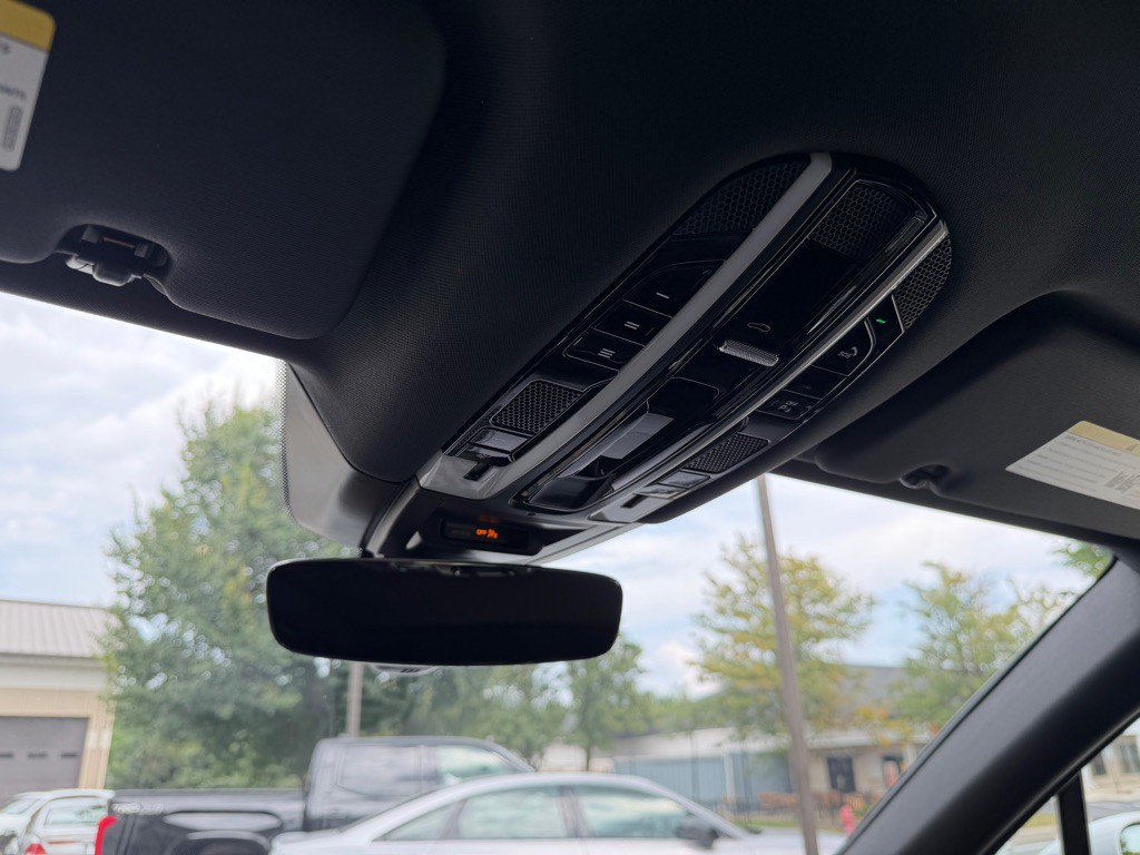 2023 Porsche Cayenne Image 54