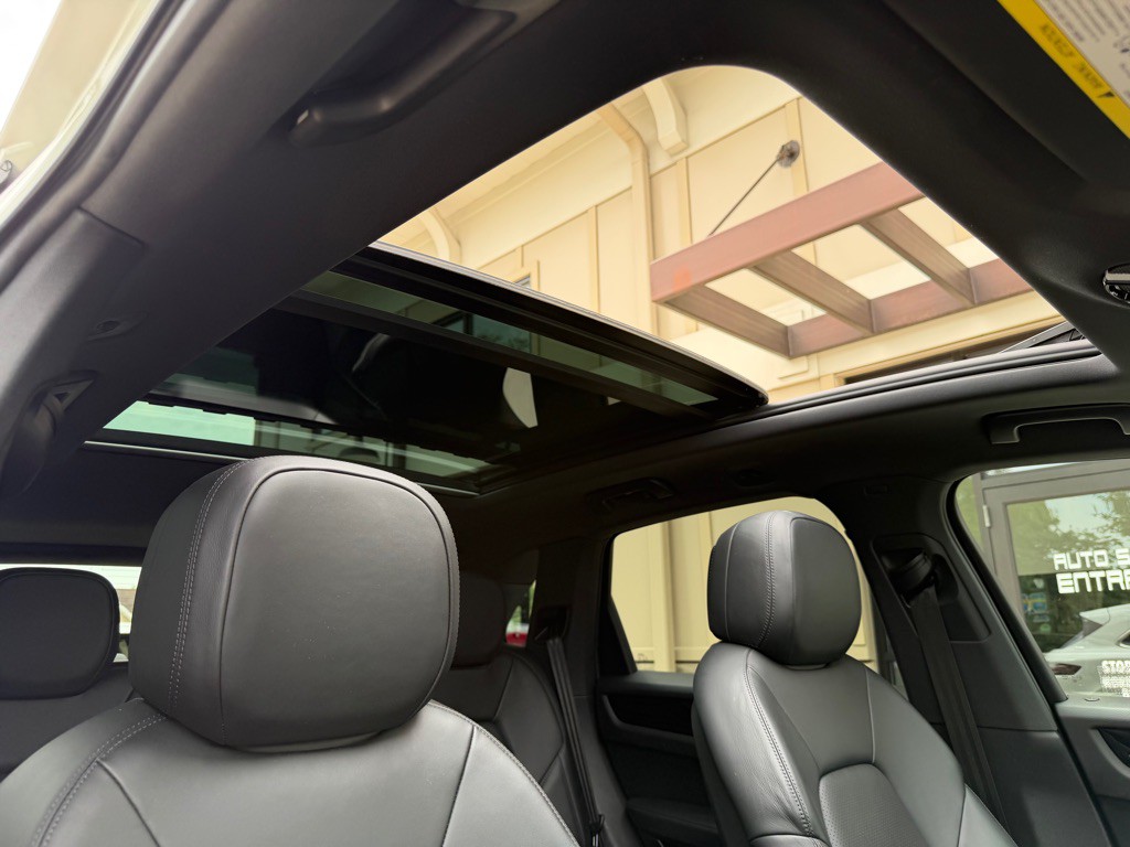 2023 Porsche Cayenne Image 75