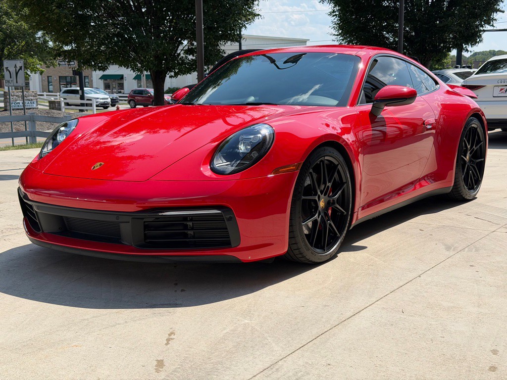 2024 Porsche 911 Image 10