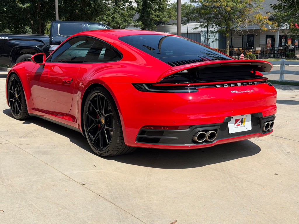 2024 Porsche 911 Image 12