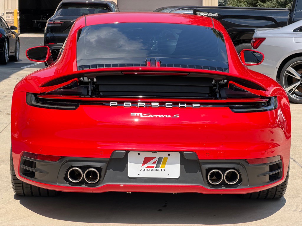 2024 Porsche 911 Image 13