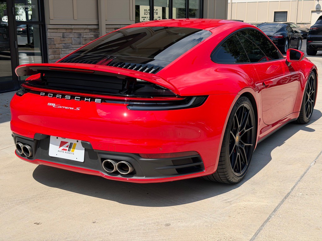 2024 Porsche 911 Image 14