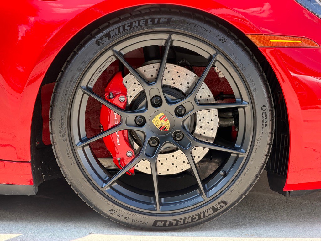 2024 Porsche 911 Image 18