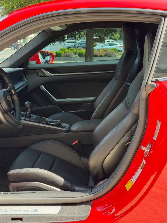 2024 Porsche 911 Image 19