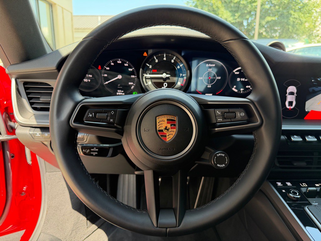 2024 Porsche 911 Image 36