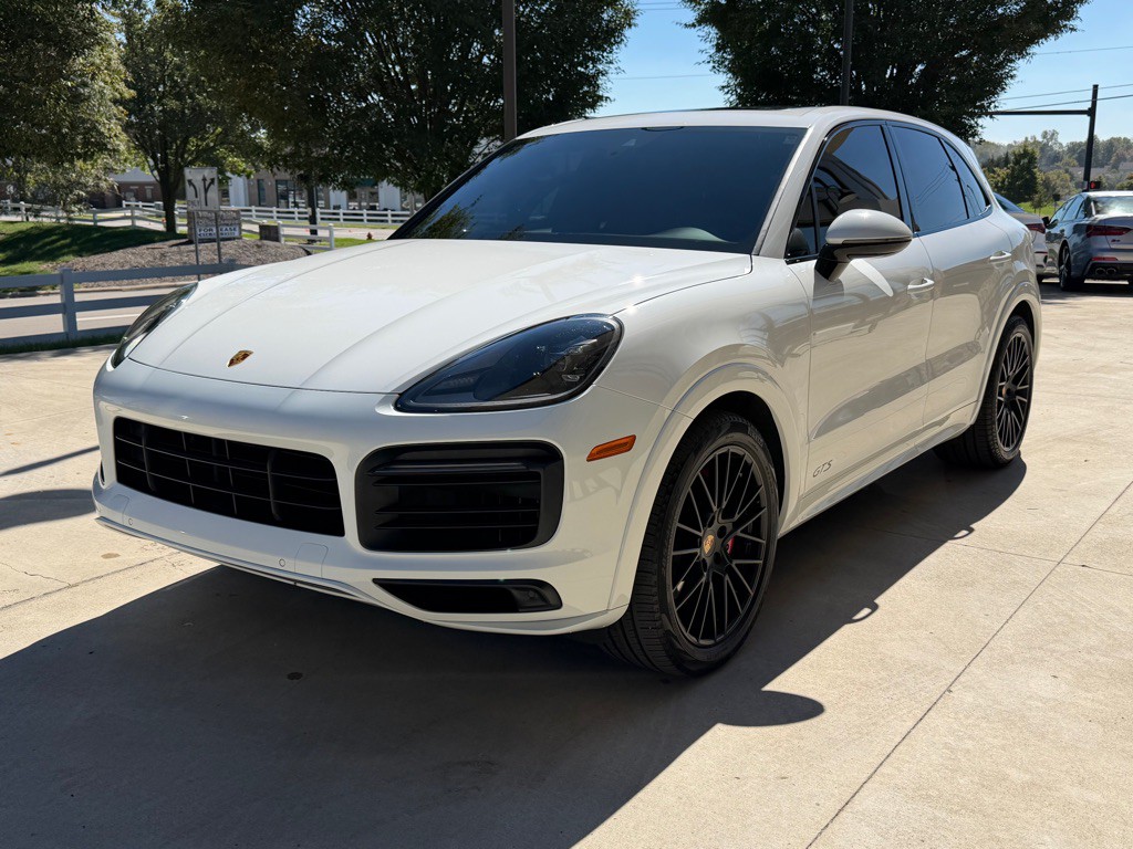 2023 Porsche Cayenne Image 5
