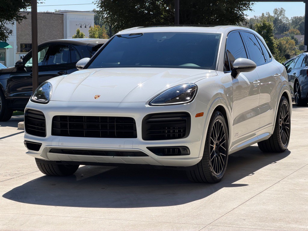 2023 Porsche Cayenne Image 11