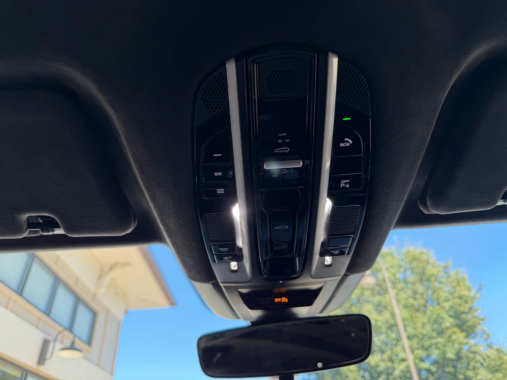 2023 Porsche Cayenne Image 53