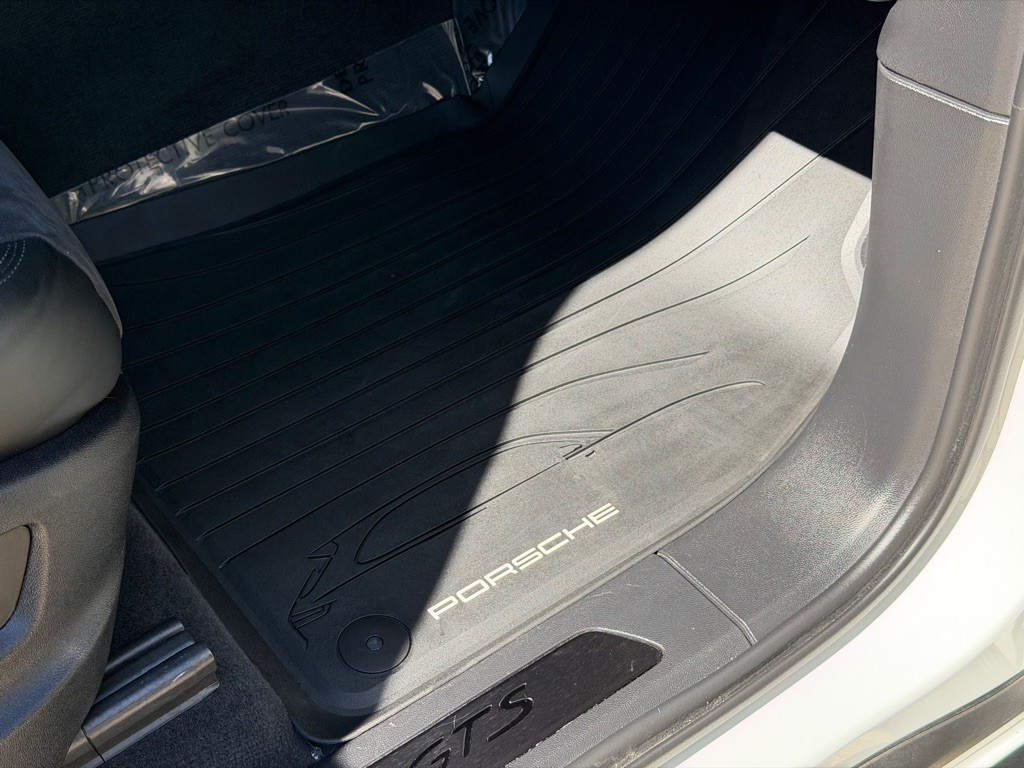 2023 Porsche Cayenne Image 62