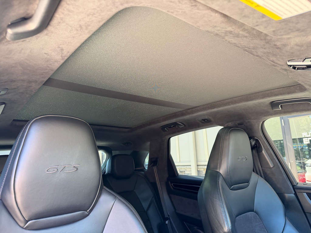2023 Porsche Cayenne Image 73