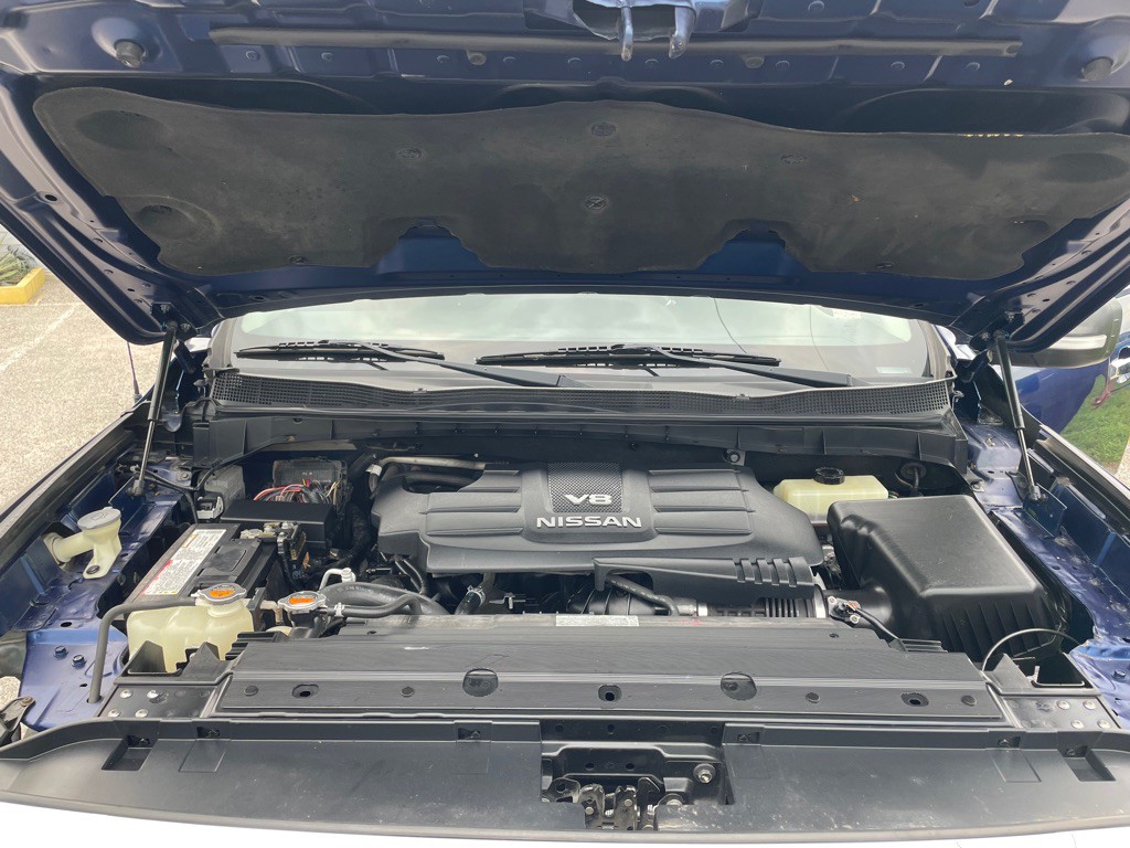2017 Nissan Titan Image 29