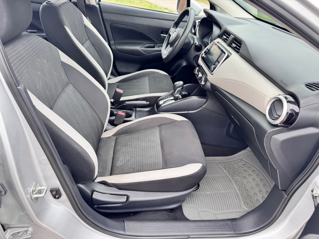 2021 Nissan Versa Image 18