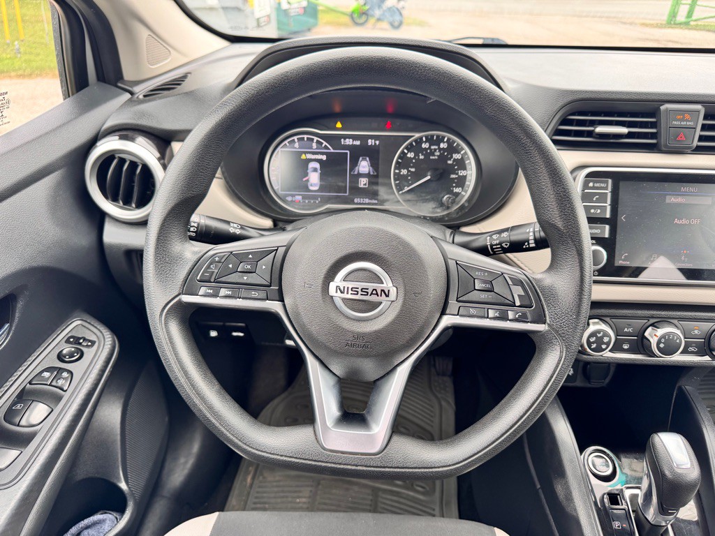2021 Nissan Versa Image 20