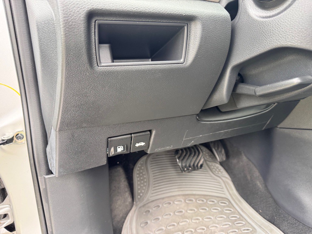 2021 Nissan Versa Image 26