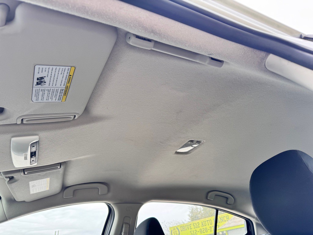 2021 Nissan Versa Image 27