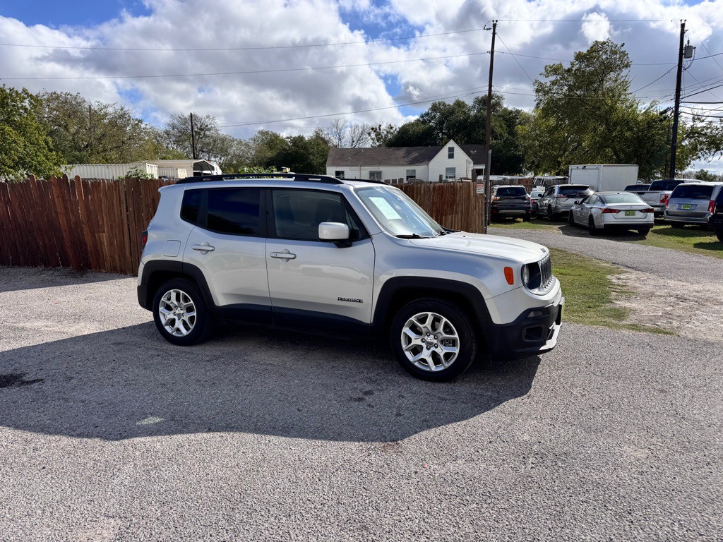 2016 Jeep Renegade Image 3